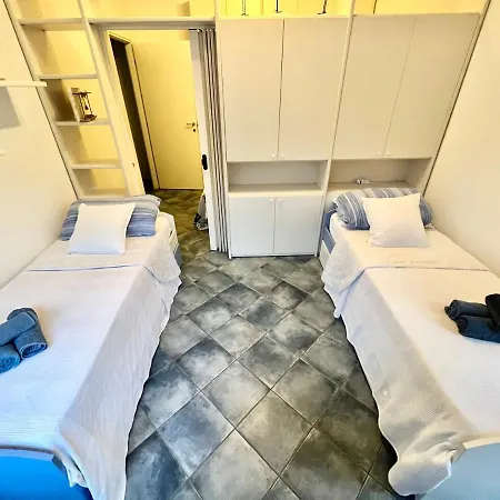 A 5 Minuti Dal Mare - Dolphin Beach House Spotorno Extérieur photo