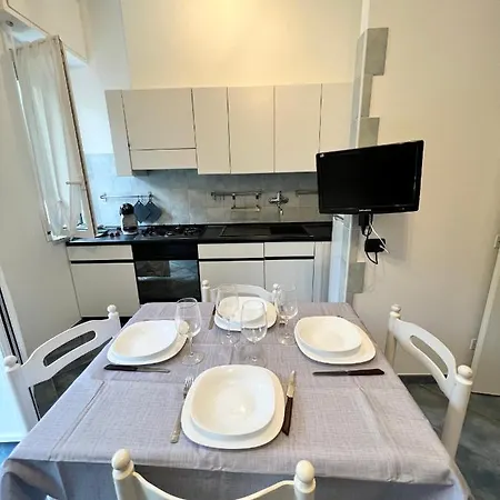 A 5 Minuti Dal Mare - Dolphin Beach House Spotorno Extérieur photo